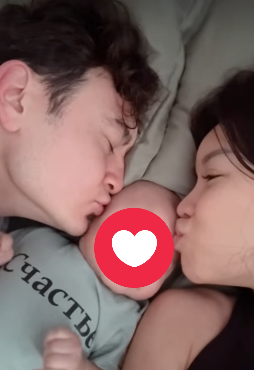 Yến Xuân có dấu hiệu trầm cảm sau khi sinh con cho Văn Lâm, cứ tưởng khoe dáng sexy nuột nà là ổn, nhưng không!- Ảnh 3. Yến Xuân có dấu hiệu trầm cảm sau khi sinh con cho Văn Lâm, cứ tưởng khoe dáng sexy nuột nà là ổn, nhưng không!- Ảnh 3.