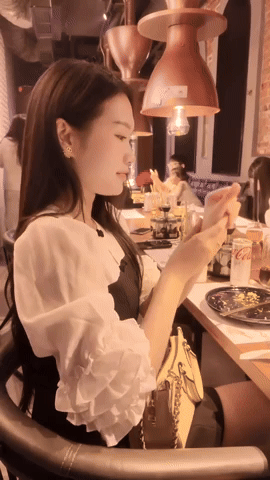 download-2-17469323563381411968604-1747013577729-17470135778791496074496.gif