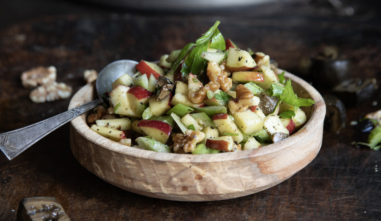 esse-made-waldorf-salad-with-pickled-walnuts-1747028944628410461764-1747057216092-1747057216796309760240.jpg