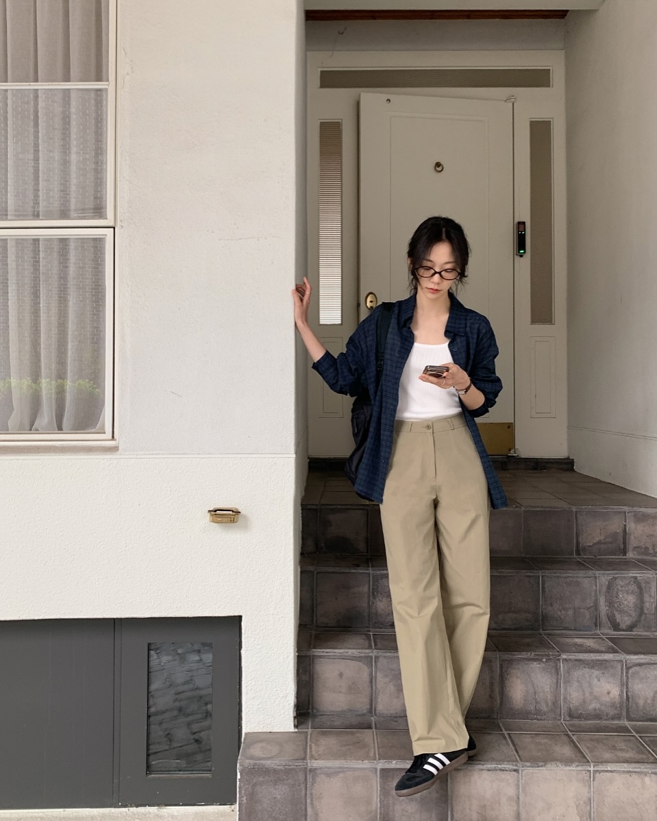 5 thủ phạm chốn công sở khiến da lão hóa nhanh, mắt thâm quầng - Ảnh 2. 5 thủ phạm chốn công sở khiến da lão hóa nhanh, mắt thâm quầng - Ảnh 2.