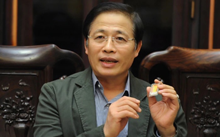 Người đàn ông đứng sau “đế chế vàng” lâu đời nhất Hà Nội đào tạo nhân viên chuẩn con nhà lành- Ảnh 2. Người đàn ông đứng sau “đế chế vàng” lâu đời nhất Hà Nội đào tạo nhân viên chuẩn con nhà lành- Ảnh 2.