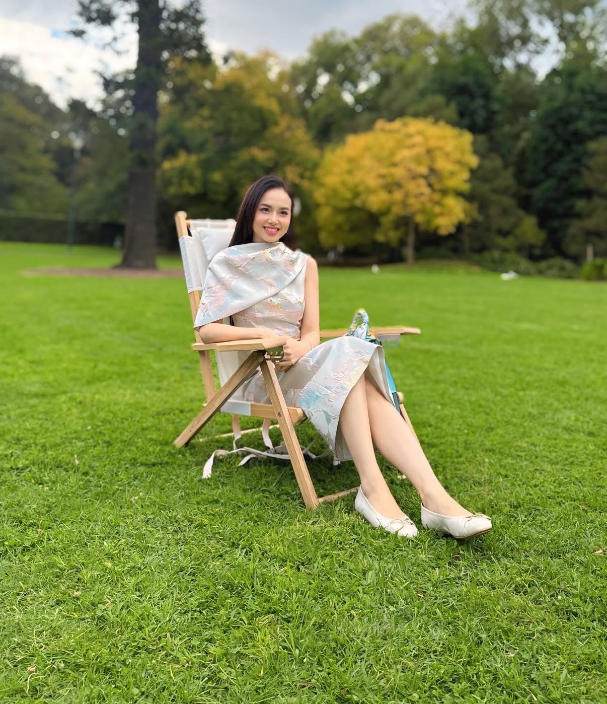 Đinh Ngọc Diệp đăng đoạn clip trò chuyện cùng con, xem đoạn cuối ai cũng khen: Dạy con thế mới chuẩn!- Ảnh 1. Đinh Ngọc Diệp đăng đoạn clip trò chuyện cùng con, xem đoạn cuối ai cũng khen: Dạy con thế mới chuẩn!- Ảnh 1.
