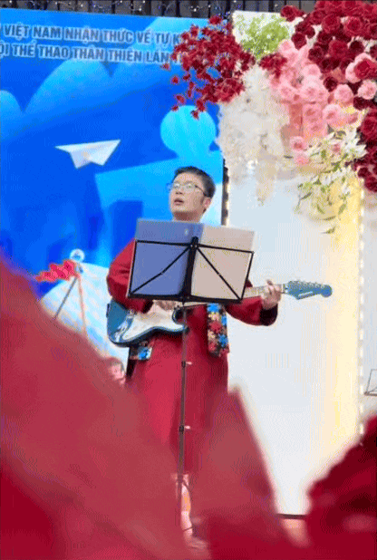 chrome-capture-2025-5-13-1-1747101256720461497097.gif