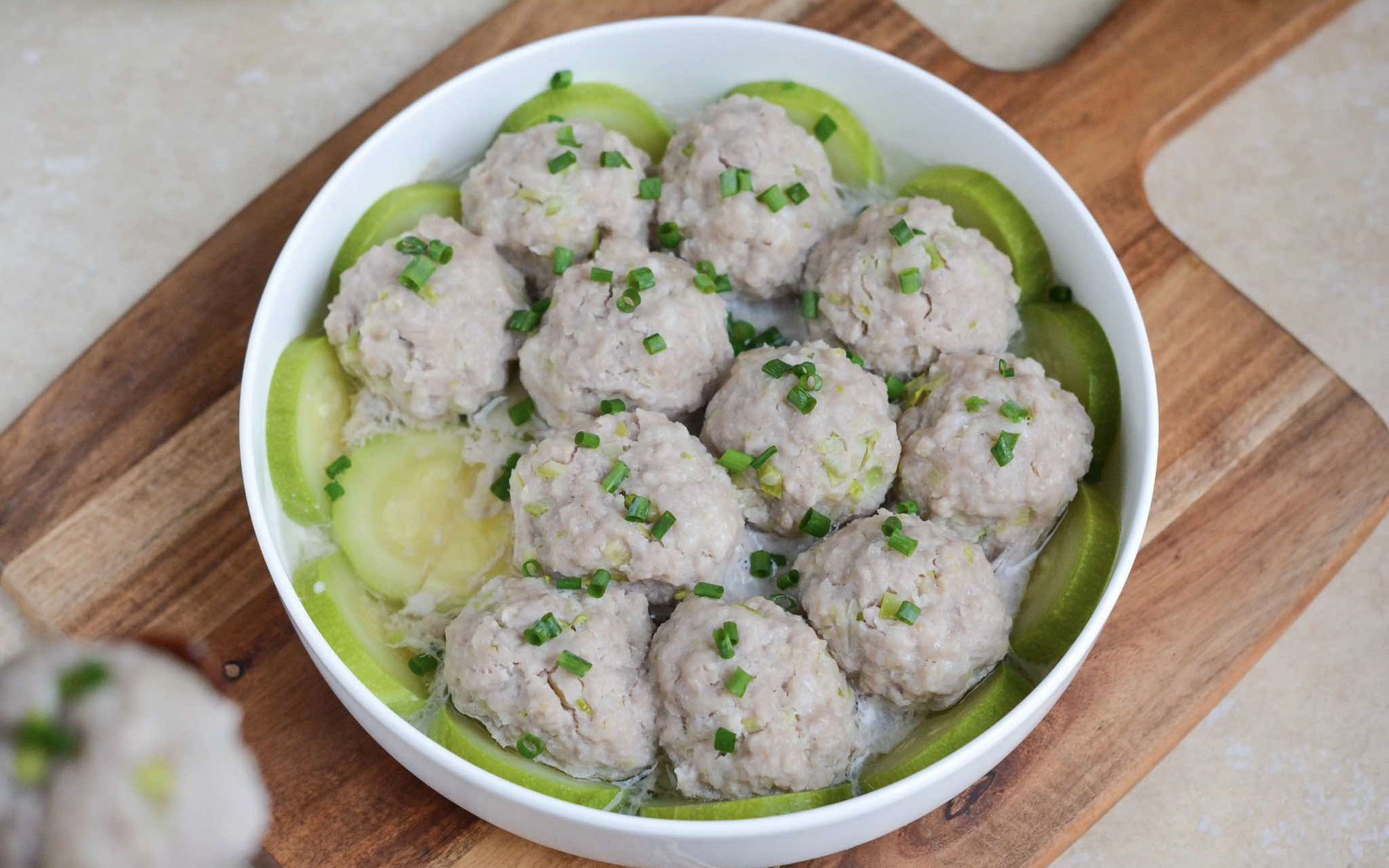 Thêm 1 cách làm món hấp siêu nhanh trong 15 phút mà kết cấu giòn, ngọt, mềm mướt, thực sự rất ngon 