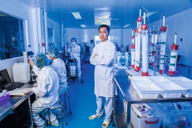 Chân dung doanh nhân Hồ Nhân - cựu CEO Nanogen, con rể gia tộc Sơn Kim vừa qua đời - Ảnh 3. Chân dung doanh nhân Hồ Nhân - cựu CEO Nanogen, con rể gia tộc Sơn Kim vừa qua đời - Ảnh 3.