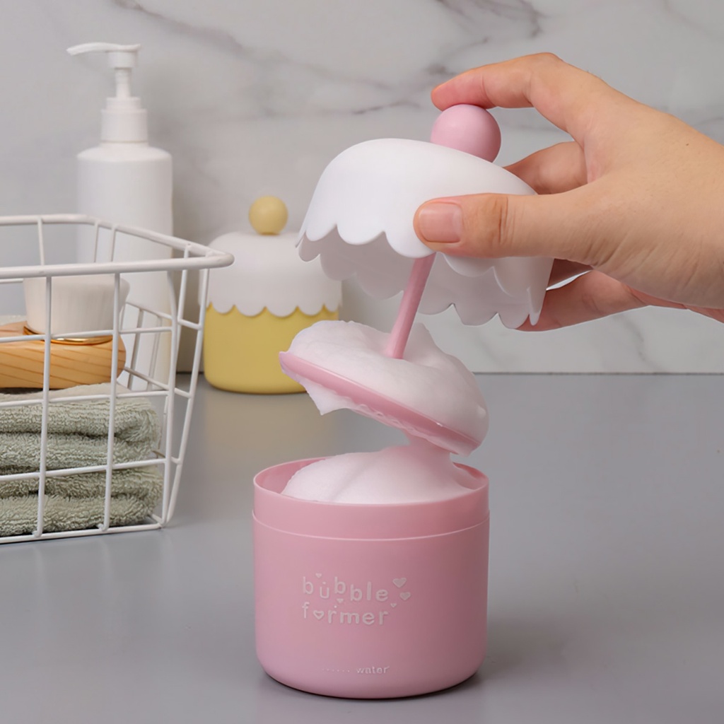 3 món đồ cần thiết khi gội đầu: Tiết kiệm dầu gội và giúp tóc sạch sâu, giảm dầu thấy rõ - Ảnh 2. 3 món đồ cần thiết khi gội đầu: Tiết kiệm dầu gội và giúp tóc sạch sâu, giảm dầu thấy rõ - Ảnh 2.