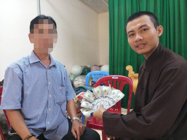 Bị cáo buộc lừa đảo hàng trăm triệu đồng khi ở "Tịnh thất Bồng Lai", Lê Thanh Nhất Nguyên khai gì? - Ảnh 2. Bị cáo buộc lừa đảo hàng trăm triệu đồng khi ở "Tịnh thất Bồng Lai", Lê Thanh Nhất Nguyên khai gì? - Ảnh 2.