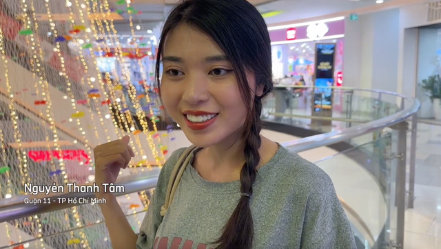 Đến Vạn Hạnh Mall những ngày này, 10 người thì cả 10 đều vô thức làm một việc giống hệt nhau- Ảnh 6. Đến Vạn Hạnh Mall những ngày này, 10 người thì cả 10 đều vô thức làm một việc giống hệt nhau- Ảnh 6.