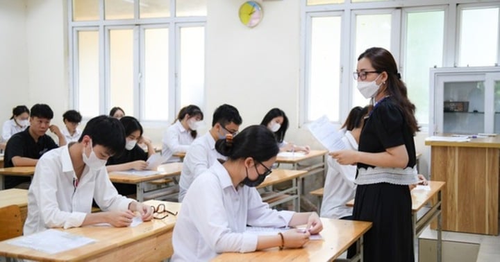 Sau sáp nhập, mỗi tỉnh 3 - 4 trường THPT chuyên có đúng quy định? - Ảnh 1. Sau sáp nhập, mỗi tỉnh 3 - 4 trường THPT chuyên có đúng quy định? - Ảnh 1.