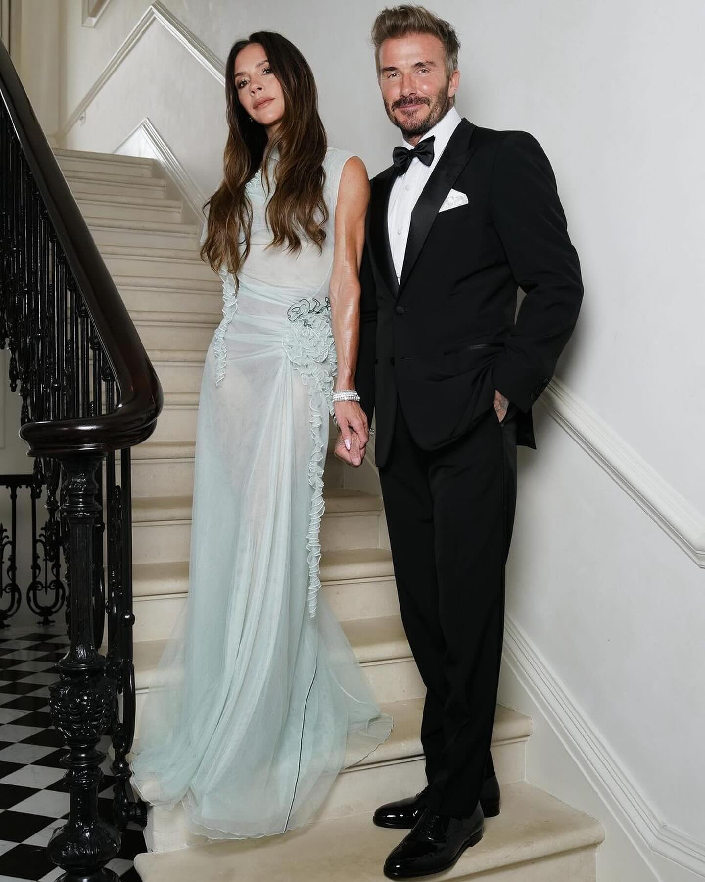 Beckham bị hàng loạt mỹ nữ tố ngoại tình gây rúng động làng bóng đá thế giới- Ảnh 2. Beckham bị hàng loạt mỹ nữ tố ngoại tình gây rúng động làng bóng đá thế giới- Ảnh 2.