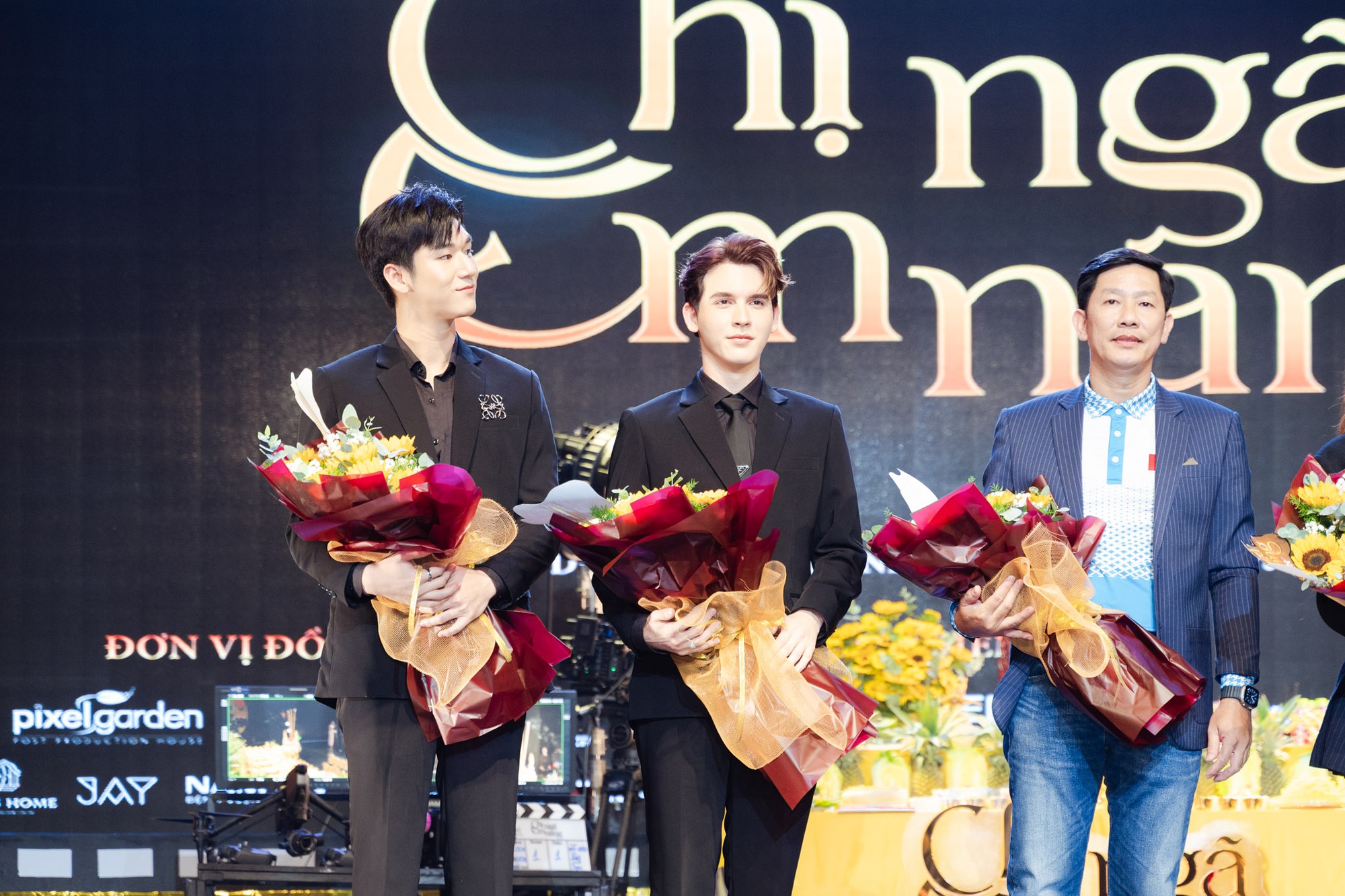 Phim Việt chưa chiếu đã được hóng cực độ: Nghe tên đã thấy drama, dàn cast chất như nước cất - Ảnh 7. Phim Việt chưa chiếu đã được hóng cực độ: Nghe tên đã thấy drama, dàn cast chất như nước cất - Ảnh 7.