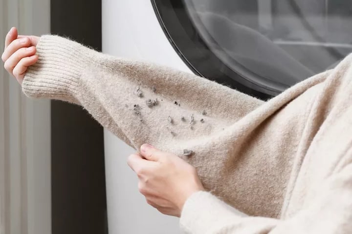 9 lý do nên sử dụng giấm trắng khi giặt quần áo - Ảnh 4. 9 lý do nên sử dụng giấm trắng khi giặt quần áo - Ảnh 4.