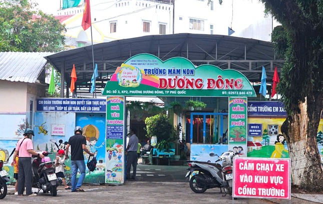 Giáo viên đánh học sinh ở Phú Quốc: Kỷ luật hiệu trưởng và nhiều giáo viên - Ảnh 1. Giáo viên đánh học sinh ở Phú Quốc: Kỷ luật hiệu trưởng và nhiều giáo viên - Ảnh 1.