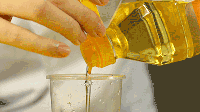 3 loại dầu quen thuộc là "thủ phạm" gây bệnh gan, thậm chí ung thư: Đừng tiết kiệm mà hại cả nhà!- Ảnh 1. 3 loại dầu quen thuộc là "thủ phạm" gây bệnh gan, thậm chí ung thư: Đừng tiết kiệm mà hại cả nhà!- Ảnh 1.