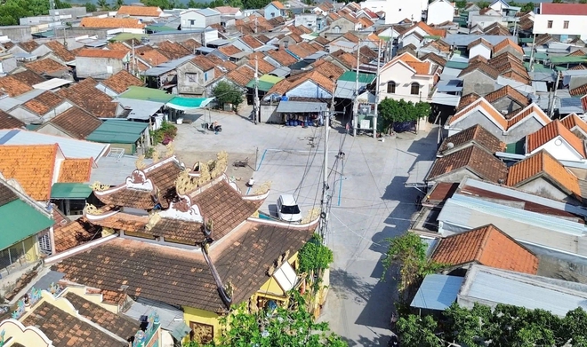 Phát hiện ngôi làng có duy nhất 1 đường vào gần Nha Trang, du khách ấn tượng với cảnh từ trên cao - Ảnh 3. Phát hiện ngôi làng có duy nhất 1 đường vào gần Nha Trang, du khách ấn tượng với cảnh từ trên cao - Ảnh 3.