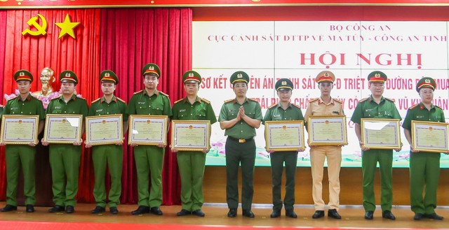 Điều tra mở rộng vụ án ma túy khiến thiếu tá Nguyễn Đăng Khải hy sinh- Ảnh 3. Điều tra mở rộng vụ án ma túy khiến thiếu tá Nguyễn Đăng Khải hy sinh- Ảnh 3.