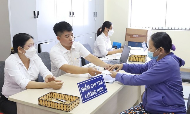 Trường hợp bị tạm dừng hưởng lương hưu từ ngày 1/7 - Ảnh 1. Trường hợp bị tạm dừng hưởng lương hưu từ ngày 1/7 - Ảnh 1.