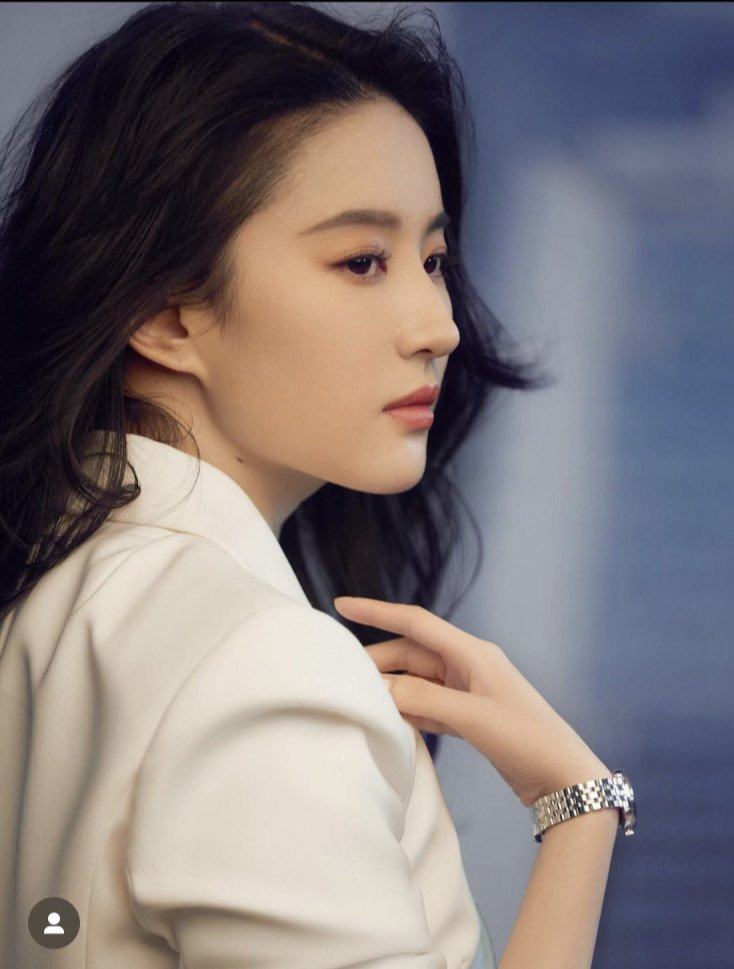Những chiếc mũi khiến visual thăng hoa của dàn mỹ nhân Hoa ngữ, 1 nhân vật gây tranh cãi- Ảnh 9. Những chiếc mũi khiến visual thăng hoa của dàn mỹ nhân Hoa ngữ, 1 nhân vật gây tranh cãi- Ảnh 9.