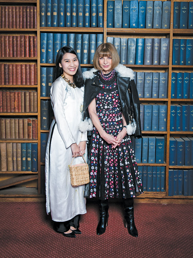 annawintour-1480229340572-174747358711290327911.png