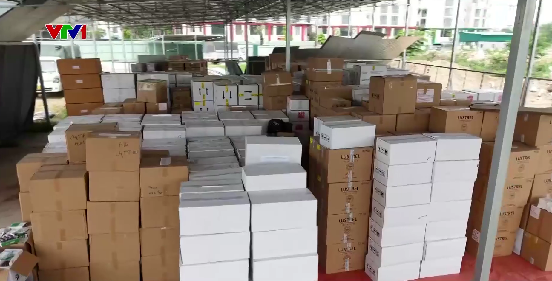 Đường dây 100 tấn thực phẩm sức khỏe giả: Thủ đoạn tinh vi, đánh vào tâm lý Đường dây 100 tấn thực phẩm sức khỏe giả: Thủ đoạn tinh vi, đánh vào tâm lý