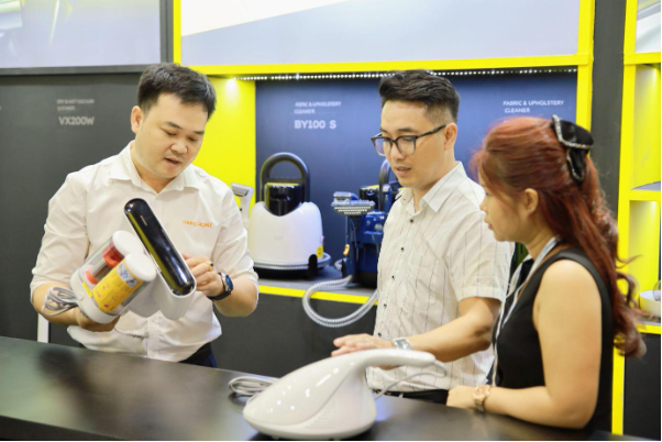 DEERMA ghi dấu ấn mạnh mẽ tại triển lãm China Homelife Vietnam 2025 với loạt sản phẩm gia dụng thông minh - Ảnh 3. DEERMA ghi dấu ấn mạnh mẽ tại triển lãm China Homelife Vietnam 2025 với loạt sản phẩm gia dụng thông minh - Ảnh 3.