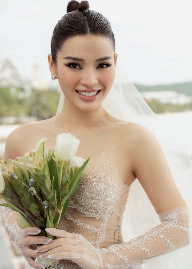 phuong-trinh-joliekel09177-16491314679551547074339-17474126195091132033304-1747469784659-1747469784844562310207.jpg