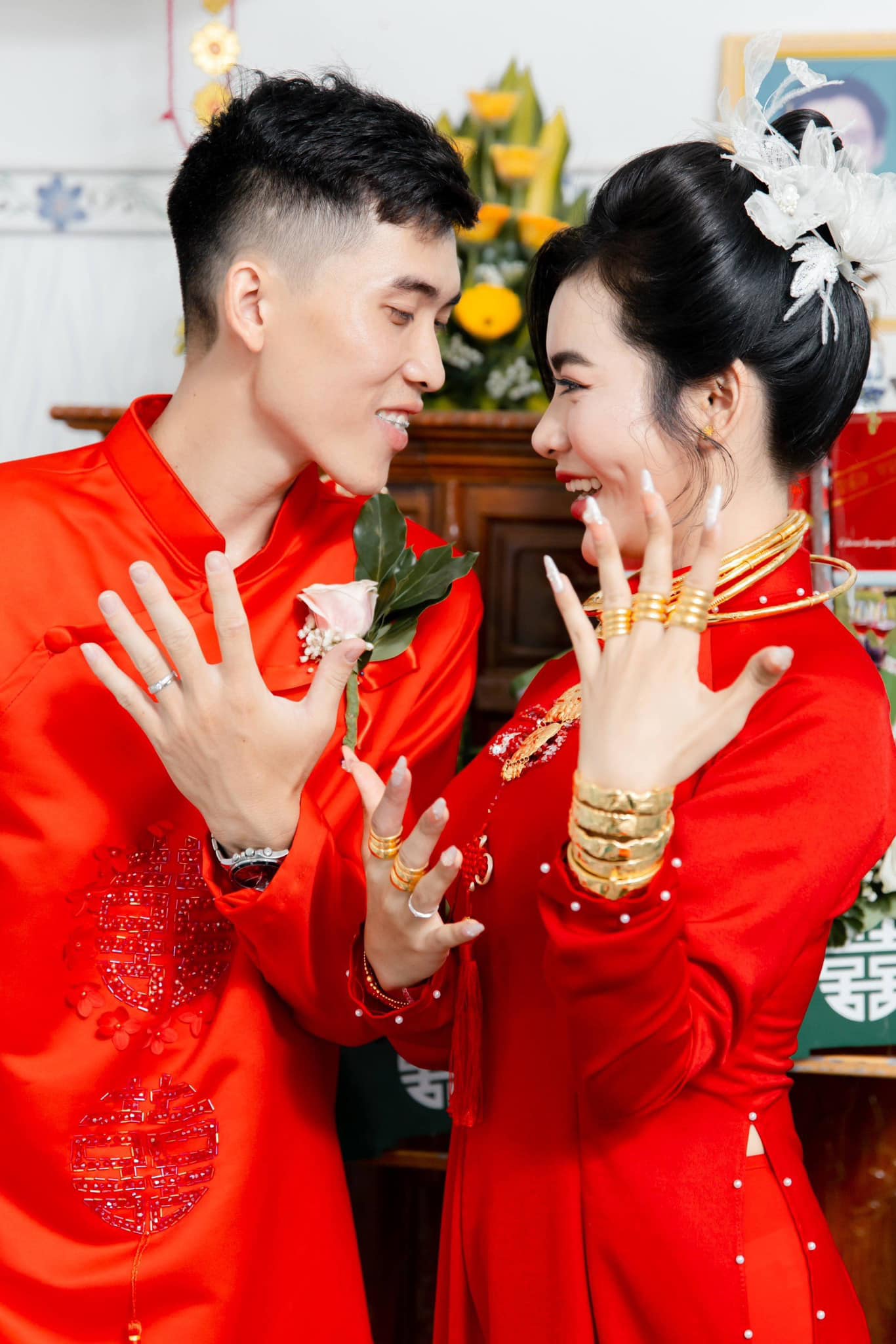 Chàng trai quyết giữ gìn cho bạn gái suốt 3 năm yêu nhau, cưới xong ngỡ ngàng khi biết một bí mật - Ảnh 5. Chàng trai quyết giữ gìn cho bạn gái suốt 3 năm yêu nhau, cưới xong ngỡ ngàng khi biết một bí mật - Ảnh 5.