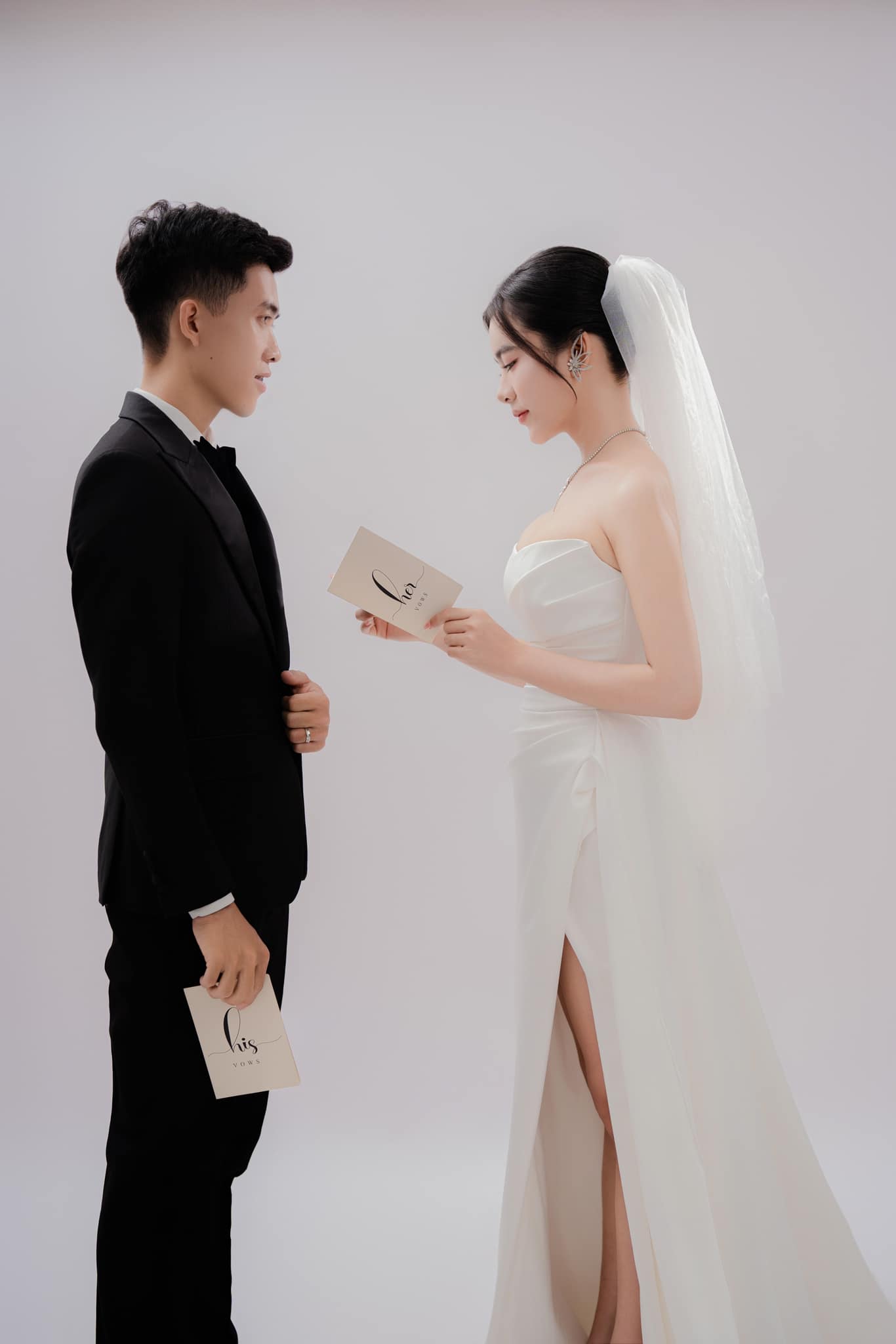 Chàng trai quyết giữ gìn cho bạn gái suốt 3 năm yêu nhau, cưới xong ngỡ ngàng khi biết một bí mật - Ảnh 4. Chàng trai quyết giữ gìn cho bạn gái suốt 3 năm yêu nhau, cưới xong ngỡ ngàng khi biết một bí mật - Ảnh 4.