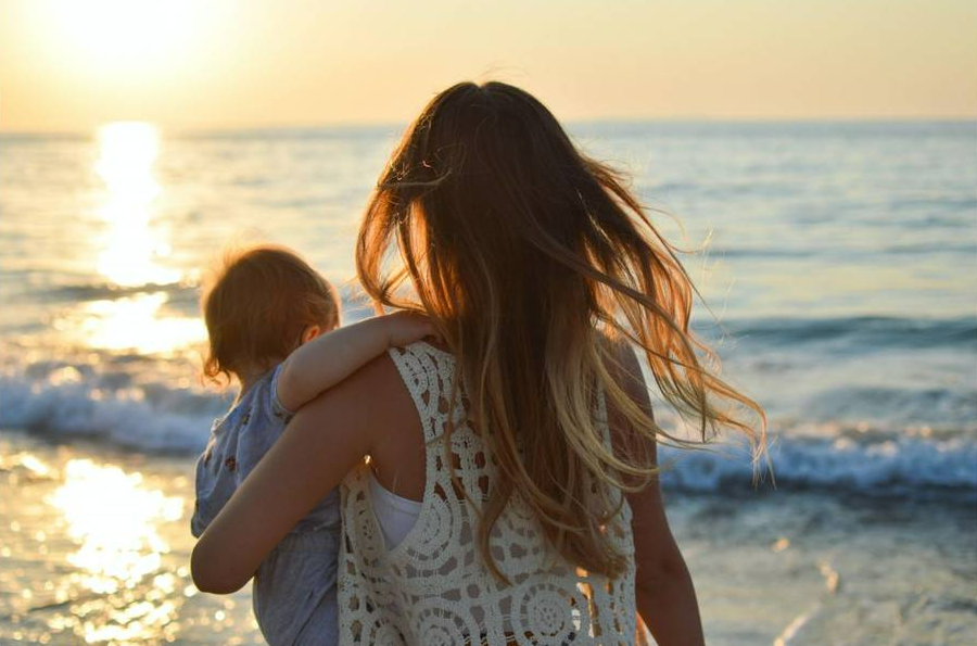 Mẹ trẻ Gen Z gây chú ý vì quyết "không làm nô lệ của việc làm mẹ", chia sẻ bí quyết rèn con thành "em bé dễ chăm"- Ảnh 2. Mẹ trẻ Gen Z gây chú ý vì quyết "không làm nô lệ của việc làm mẹ", chia sẻ bí quyết rèn con thành "em bé dễ chăm"- Ảnh 2.