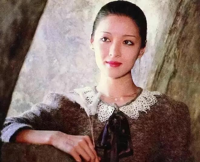 “Đệ nhất mỹ nhân” bị mẹ từ mặt vì lấy tài tử và cái kết đắng, ly hôn chỉ sau 90 ngày- Ảnh 2. “Đệ nhất mỹ nhân” bị mẹ từ mặt vì lấy tài tử và cái kết đắng, ly hôn chỉ sau 90 ngày- Ảnh 2.