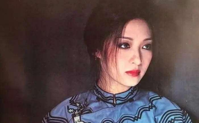 “Đệ nhất mỹ nhân” bị mẹ từ mặt vì lấy tài tử và cái kết đắng, ly hôn chỉ sau 90 ngày- Ảnh 6. “Đệ nhất mỹ nhân” bị mẹ từ mặt vì lấy tài tử và cái kết đắng, ly hôn chỉ sau 90 ngày- Ảnh 6.