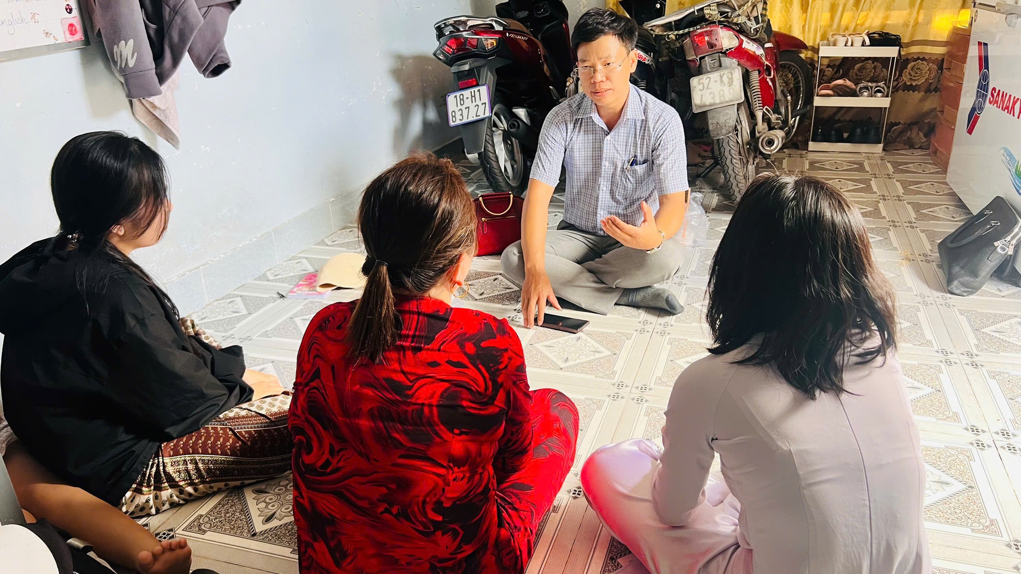 Bi kịch tinh thần của những người mẹ có con bị xâm hại- Ảnh 2. Bi kịch tinh thần của những người mẹ có con bị xâm hại- Ảnh 2.