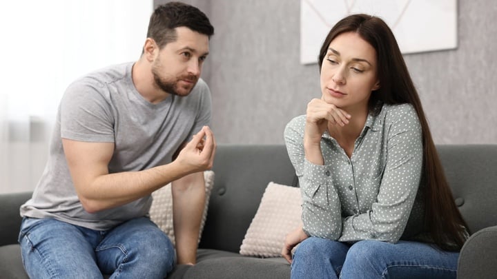 6 dấu hiệu cho thấy đàn ông chỉ giả vờ yêu bạn - Ảnh 4. 6 dấu hiệu cho thấy đàn ông chỉ giả vờ yêu bạn - Ảnh 4.