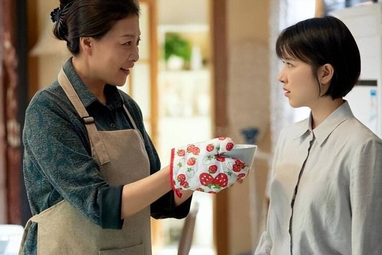 Mẹ chồng tôi mắc Alzheimer, bà vừa tiết lộ một bí mật chấn động khiến gia đình tôi đảo lộn   - Ảnh 1.