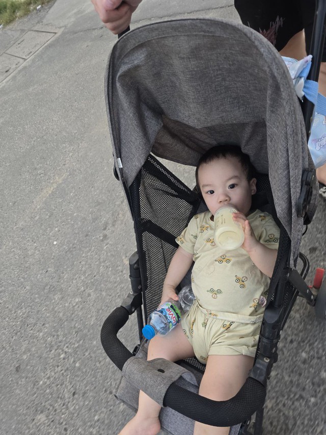 Vật lộn chọn sữa cho con bị dị ứng đạm sữa bò trong điều kiện kinh tế không quá xuất sắc, mẹ bỉm chia sẻ kinh nghiệm để có được 1 em bé 19 tháng nặng 17kg- Ảnh 8. Vật lộn chọn sữa cho con bị dị ứng đạm sữa bò trong điều kiện kinh tế không quá xuất sắc, mẹ bỉm chia sẻ kinh nghiệm để có được 1 em bé 19 tháng nặng 17kg- Ảnh 8.