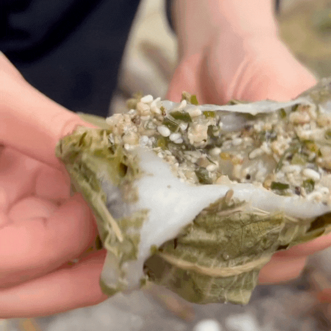 dac-san-banh-trung-kien-17476281477811351617574.gif