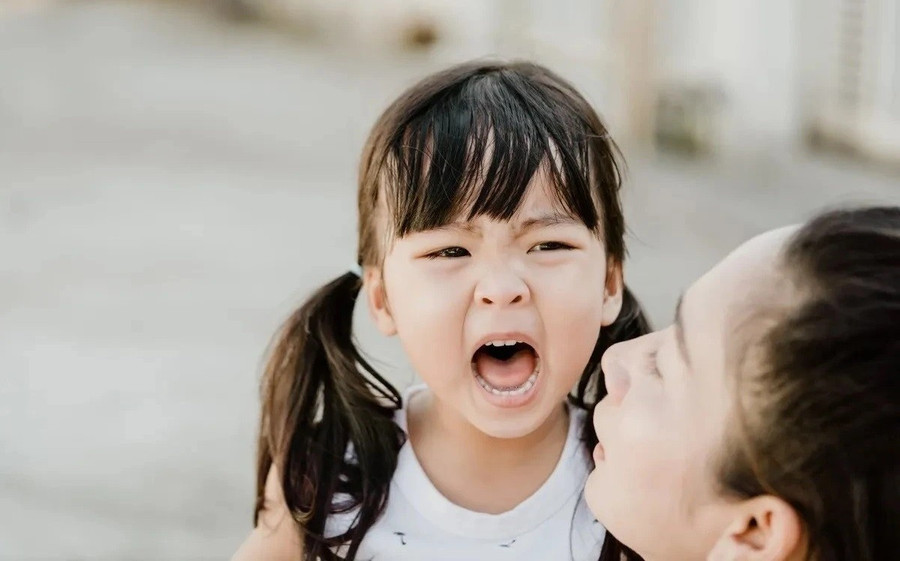 Dạy con khiêm tốn: 'Khoe' mà không kiêu ngạo - Ảnh 2. Dạy con khiêm tốn: 'Khoe' mà không kiêu ngạo - Ảnh 2.
