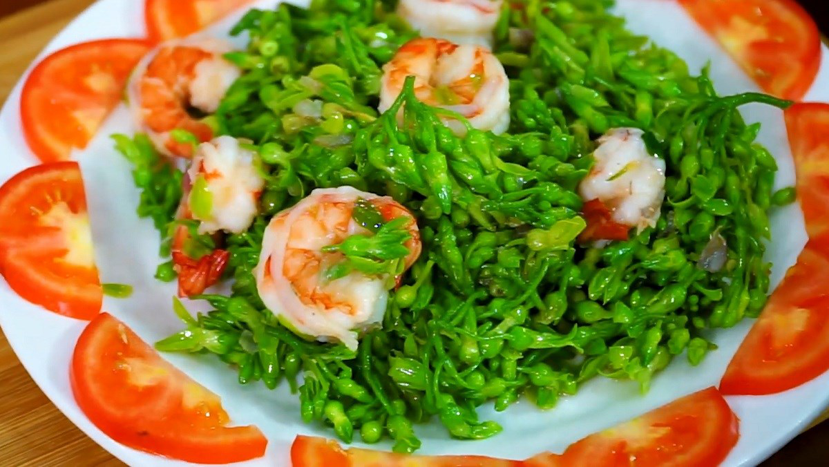 Từ loài hoa leo dại trong rừng trở thành món đặc sản nở rộ khi hè đến, hái một nắm đủ làm bát gỏi hoa thanh mát, giải độc, giảm cân, đẹp dáng - Ảnh 4. Từ loài hoa leo dại trong rừng trở thành món đặc sản nở rộ khi hè đến, hái một nắm đủ làm bát gỏi hoa thanh mát, giải độc, giảm cân, đẹp dáng - Ảnh 4.