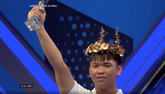 Thí sinh Đường lên đỉnh Olympia sử dụng AI để trả lời câu hỏi? - Ảnh 3. Thí sinh Đường lên đỉnh Olympia sử dụng AI để trả lời câu hỏi? - Ảnh 3.