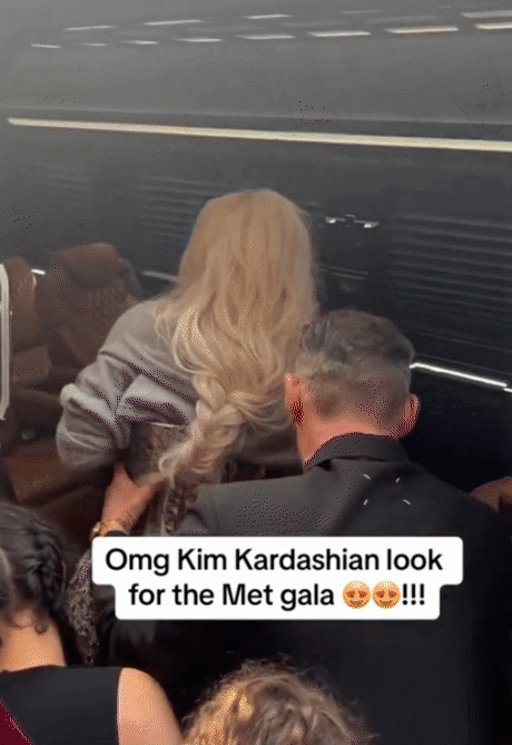 Dấu ấn kinh hoàng Kim Kardashian phải chịu để có vòng eo nhỏ vô thực: Dấu ấn kinh hoàng Kim Kardashian phải chịu để có vòng eo nhỏ vô thực: