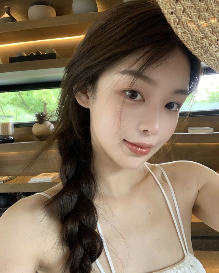Nắng như thiêu mà da vẫn mướt mịn: Bí kíp nhờ 3 thứ rẻ bèo trong tủ lạnh, đến Angelababy cũng mê mẩn- Ảnh 2. Nắng như thiêu mà da vẫn mướt mịn: Bí kíp nhờ 3 thứ rẻ bèo trong tủ lạnh, đến Angelababy cũng mê mẩn- Ảnh 2.