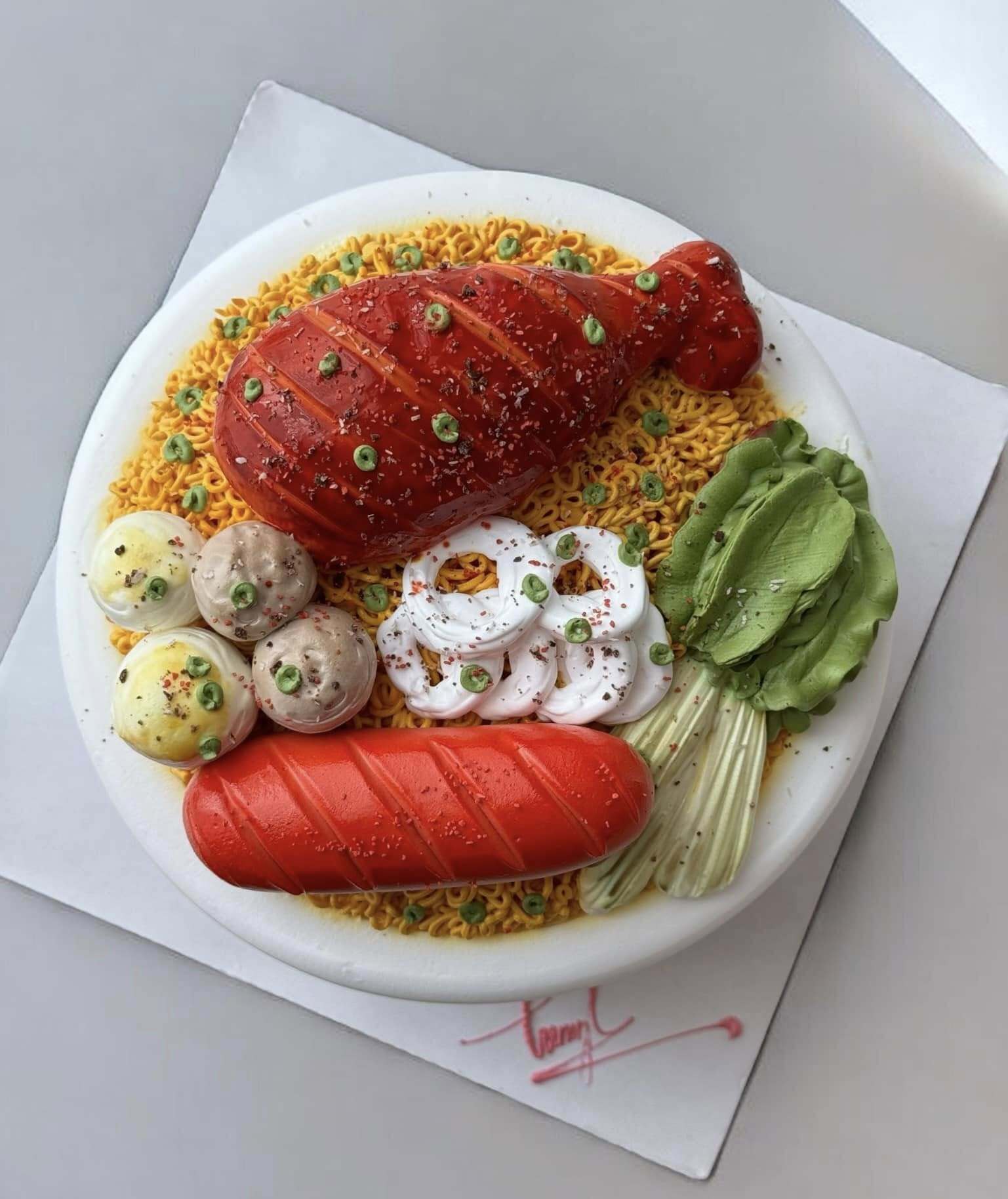 Chàng trai TP.HCM làm hoa bằng kem 'thật còn hơn cả hoa thật' - Ảnh 33. Chàng trai TP.HCM làm hoa bằng kem 'thật còn hơn cả hoa thật' - Ảnh 33.