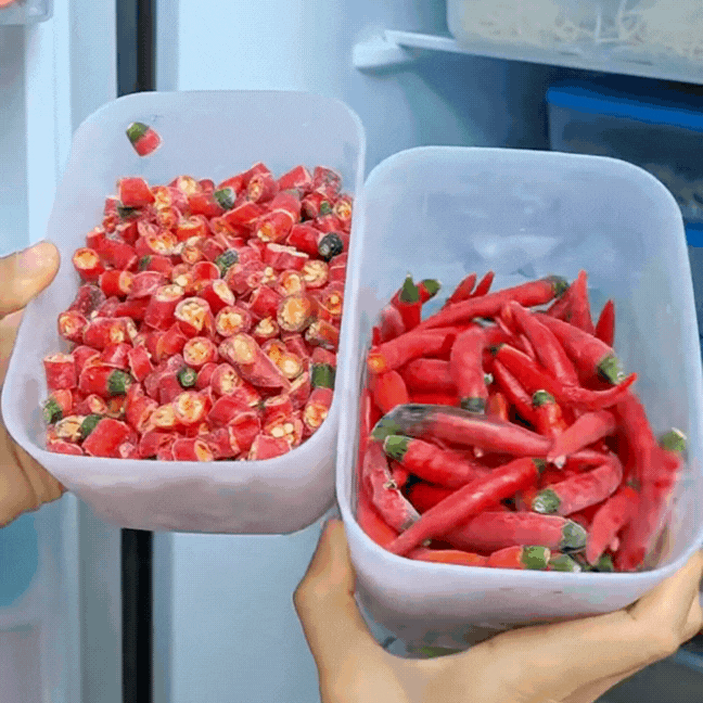 Bí quyết bảo quản ớt tươi ngon suốt 6 tháng: Chị em nội trợ nhất định phải biết! - Ảnh 1. Bí quyết bảo quản ớt tươi ngon suốt 6 tháng: Chị em nội trợ nhất định phải biết! - Ảnh 1.