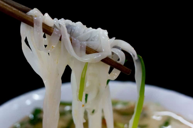 hanoi-food-guide-7-1747646707980-17476467082061830965181-1747702042907-17477020430182046913321.jpg
