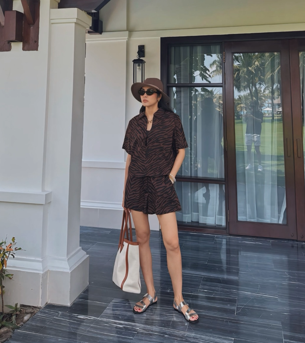 Tăng Thanh Hà "trẻ hóa" với mốt hot nhất 2025, nàng ngoài 30 tuổi học theo cực dễ - Ảnh 2. Tăng Thanh Hà "trẻ hóa" với mốt hot nhất 2025, nàng ngoài 30 tuổi học theo cực dễ - Ảnh 2.
