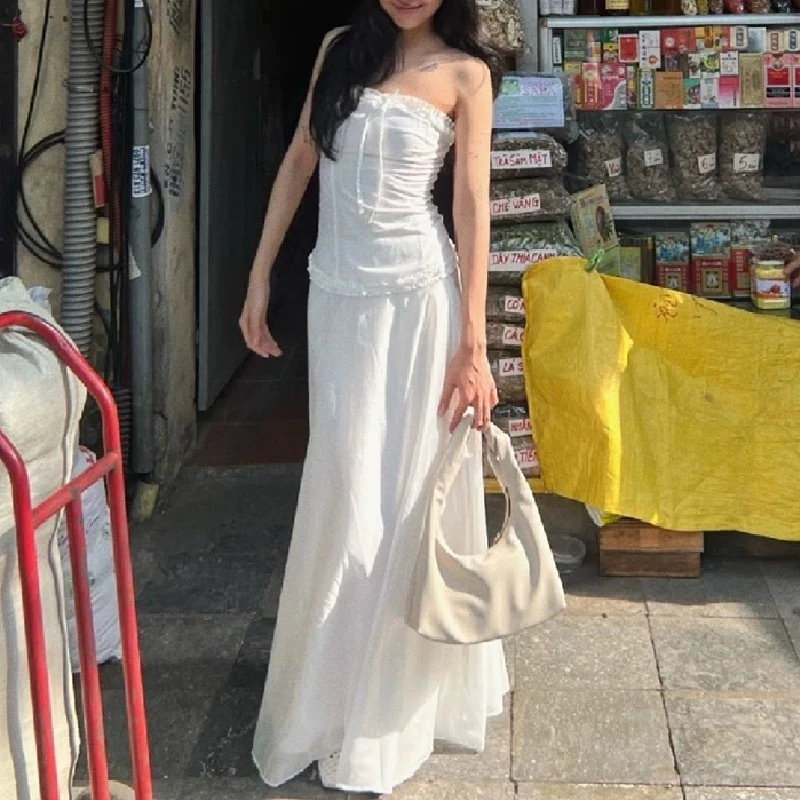 Phong cách thanh thuần đầu hè: Làn gió mới đang khuấy đảo tủ đồ phái đẹp! - Ảnh 15. Phong cách thanh thuần đầu hè: Làn gió mới đang khuấy đảo tủ đồ phái đẹp! - Ảnh 15.