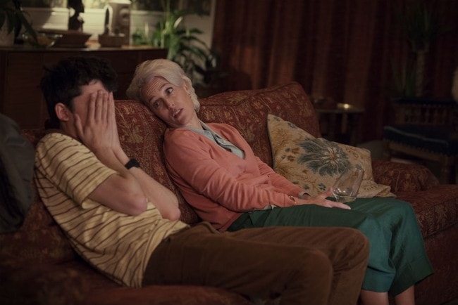 -and-jean-milburn-in-sex-education-photo-credit-sam-taylor-netflix-17361777584731697592864-1747751999181-17477520010581132624004-1747788443648-17477884487911188181211.jpg