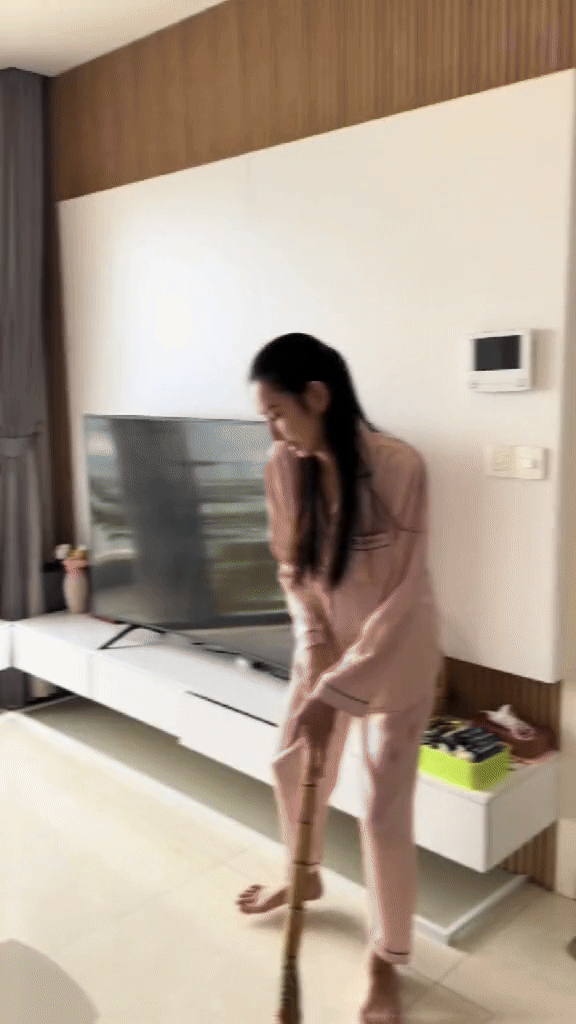 Bên trong căn hộ vừa bị khám xét của Hoa hậu Thuỳ Tiên- Ảnh 2. Bên trong căn hộ vừa bị khám xét của Hoa hậu Thuỳ Tiên- Ảnh 2.