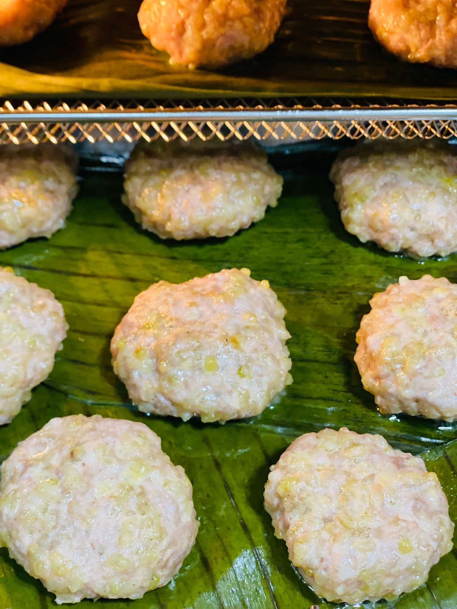 Mang cả Hà Nội về gian bếp với công thức chả cốm chuẩn vị - Ảnh 3. Mang cả Hà Nội về gian bếp với công thức chả cốm chuẩn vị - Ảnh 3.