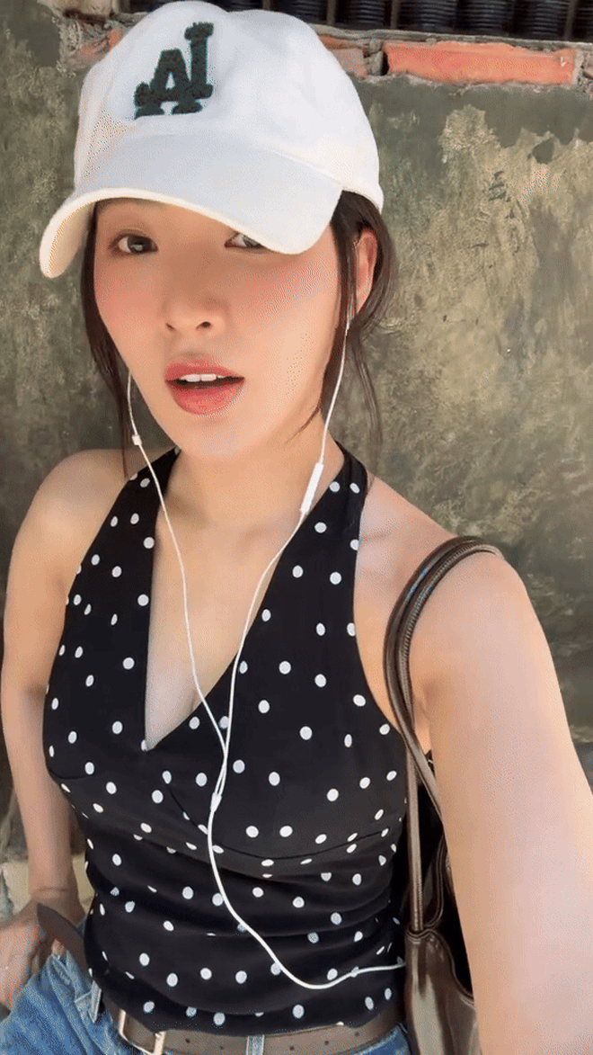 snaptik7504525039044136199-ezgifcom-video-to-gif-converter-1-1747733329418928678774-1747799429766-1747799431197923718312-1747803983300-1747803983464719752237.gif